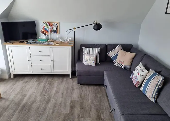 2 Bedroom Seafront Apartment