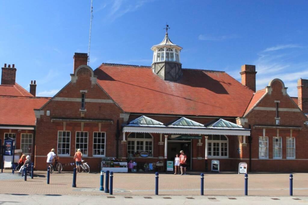 Apartment 2 Bedroom Seafront Felixstowe