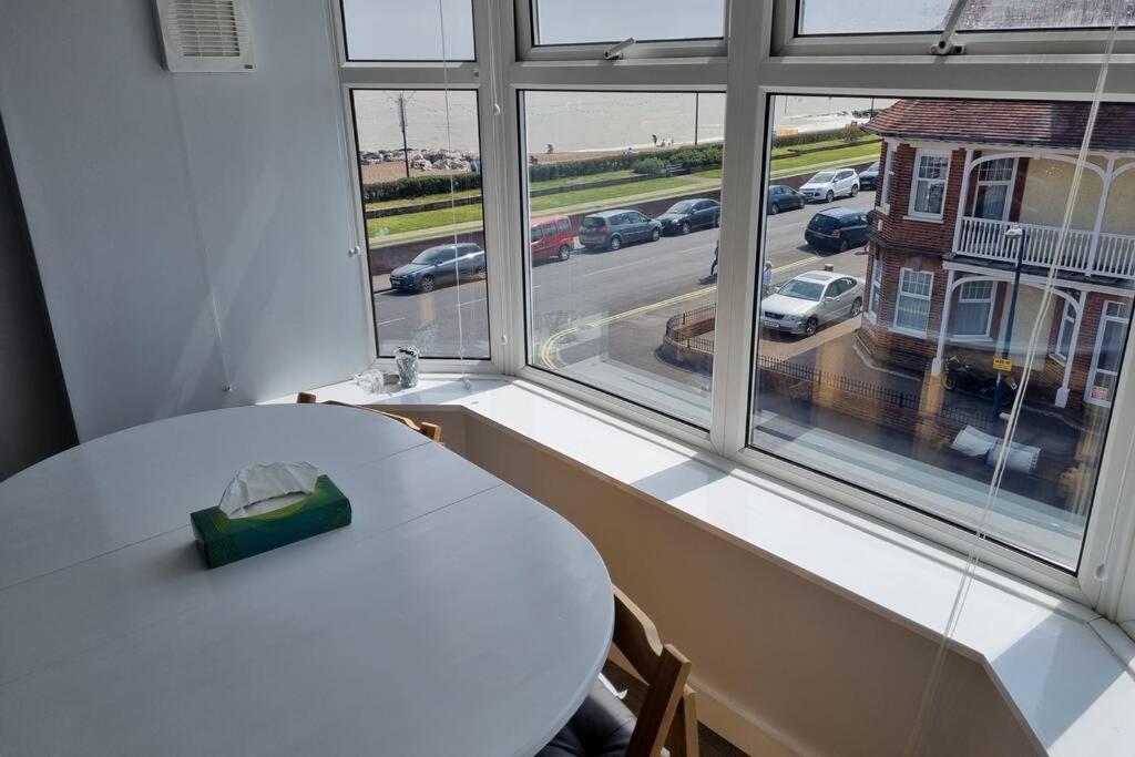2 Bedroom Seafront Apartment